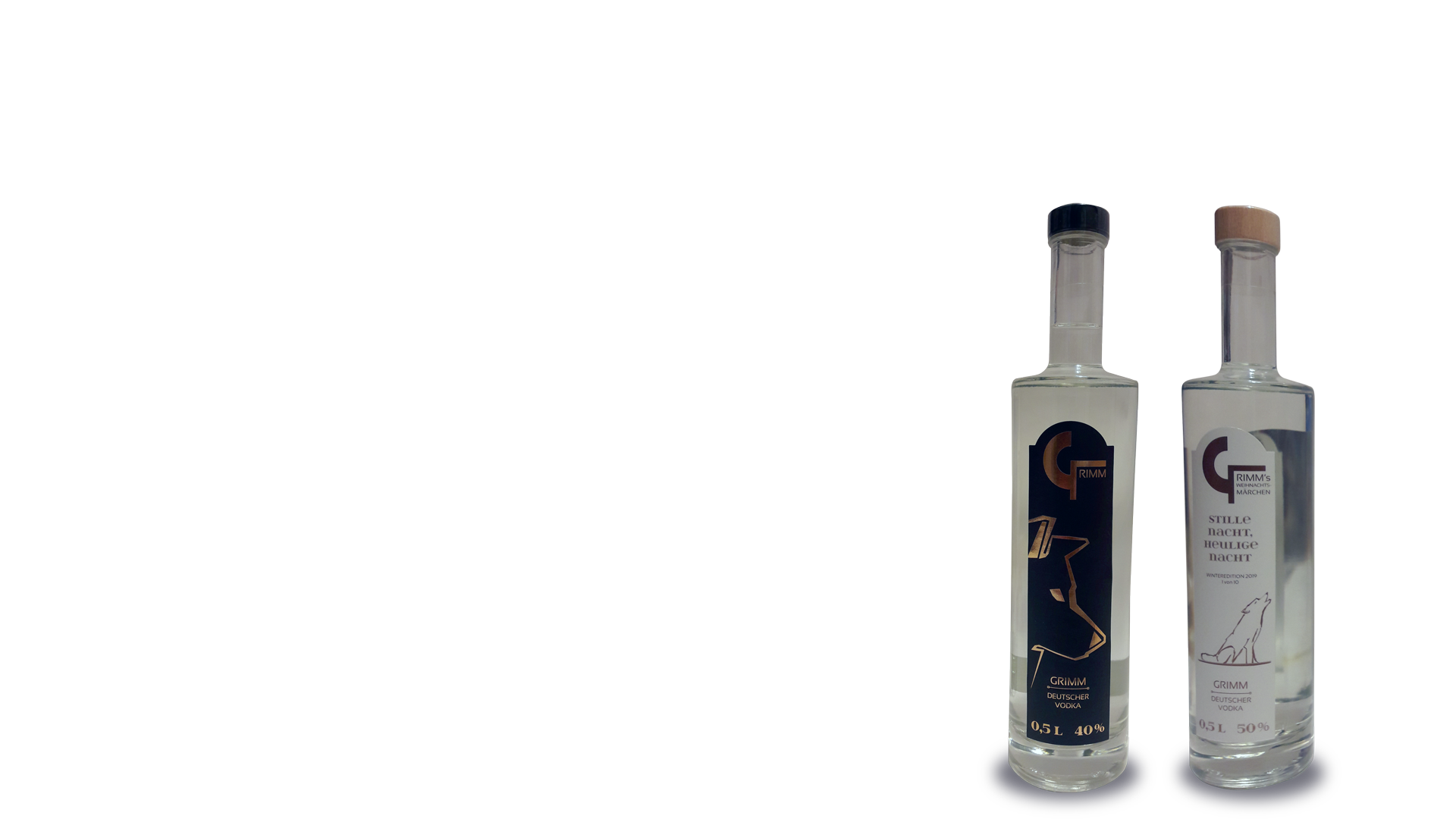 Label Design: 2 Vodkaflaschen rechts unten vor transparentem Hintergrund