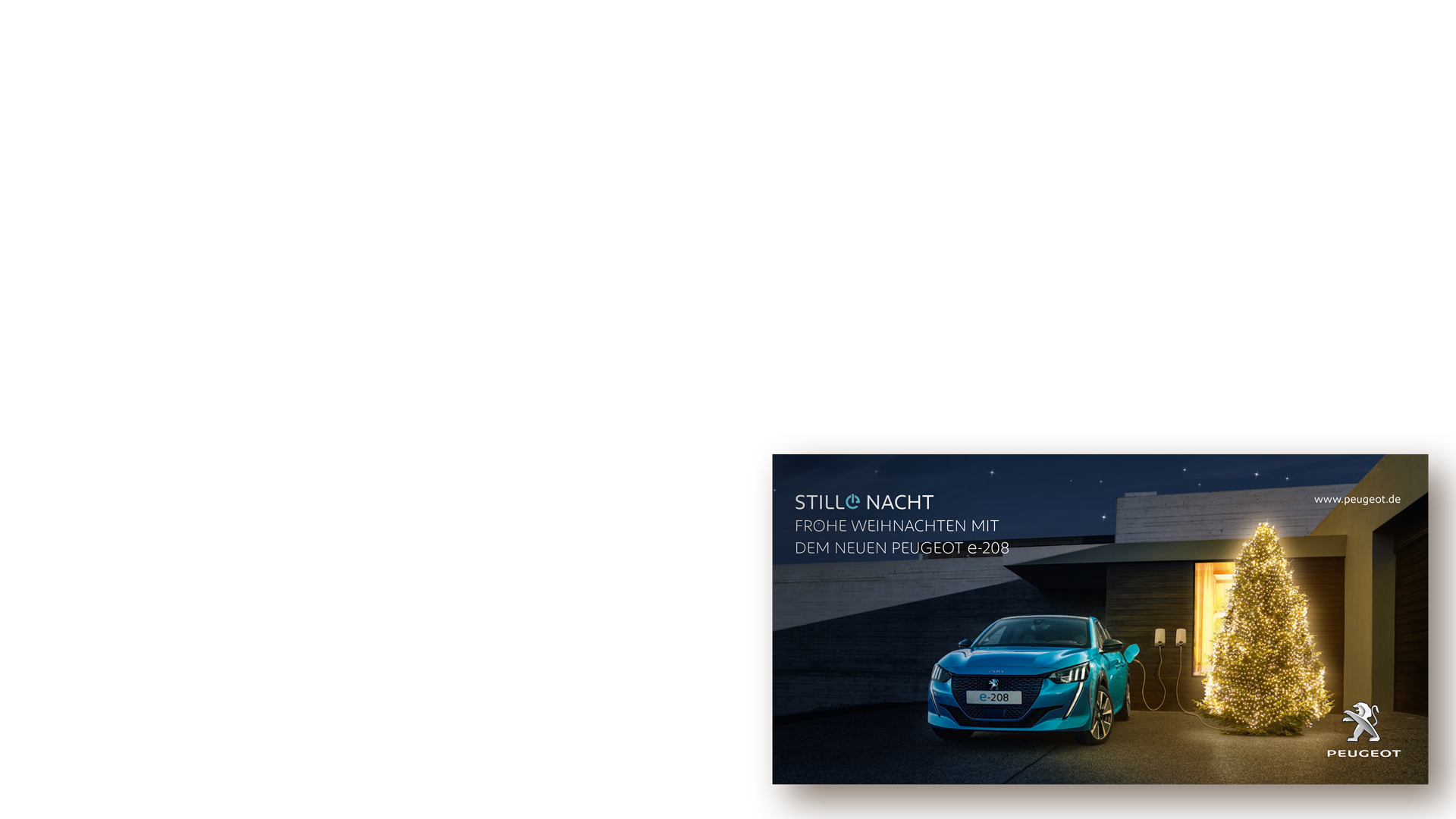 Weihnachtsmailing Titelansicht: blauer Peugeot e308 neben Weihnachtsbaum bei Nacht. Kleine Ansicht transparenter Hintergrund rechts unten